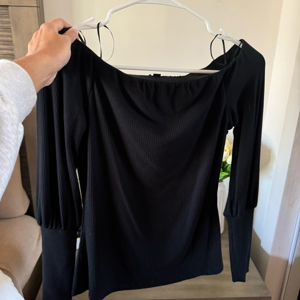 T.D.C Off-The-Shoulder Sweater – Size XS